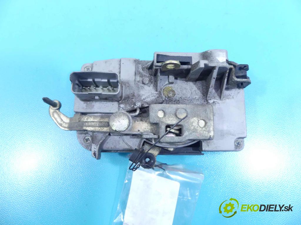 Lancia Phedra 2002-2010 2.2 jtd 128 hp manual 94 kW 2179 cm3 5- zámek přední pravý