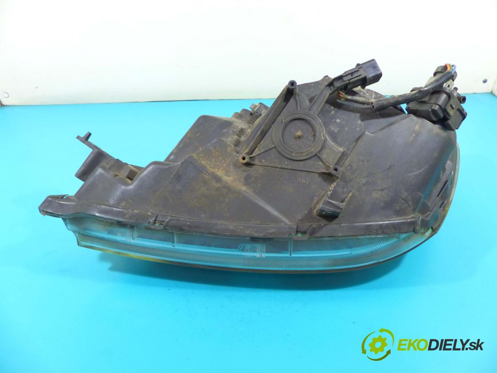 Mitsubishi Lancer VII 2001-2013 1.6 16V 98 HP manual 72 kW 1584 cm3 5- Reflektor: pravý  (Pravé)