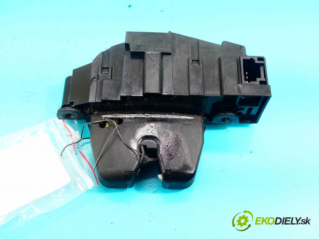 Peugeot 308 I 2007-2013 1.6 hdi 92 hp manual 68 kW 1560 cm3 5- zámek kufrových dveří zadní 9671153680