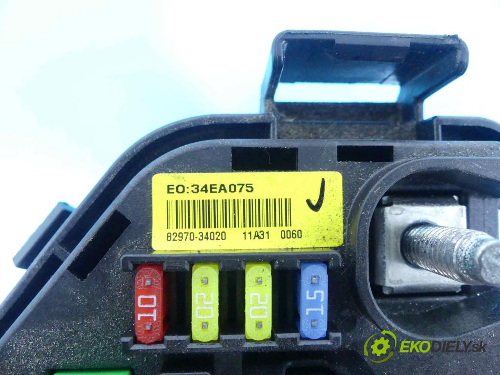 Ssangyong Korando III 2010-2019 2.0 D E-XDI 175 hp manual 129 kW 1998 cm3 5- skříňka pojistková 82970-34020 (Pojistkové skříňky)