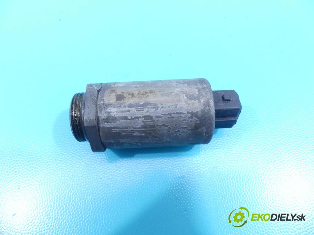 Bmw 5 E39 1996-2003 2.8 R6 193 HP automatic 142 kW 2793 cm3 4- snímač časovanie načasovanie 11361432532