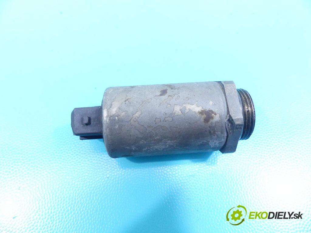 Bmw 5 E39 1996-2003 2.8 R6 193 HP automatic 142 kW 2793 cm3 4- snímač časovanie načasovanie 11361432532