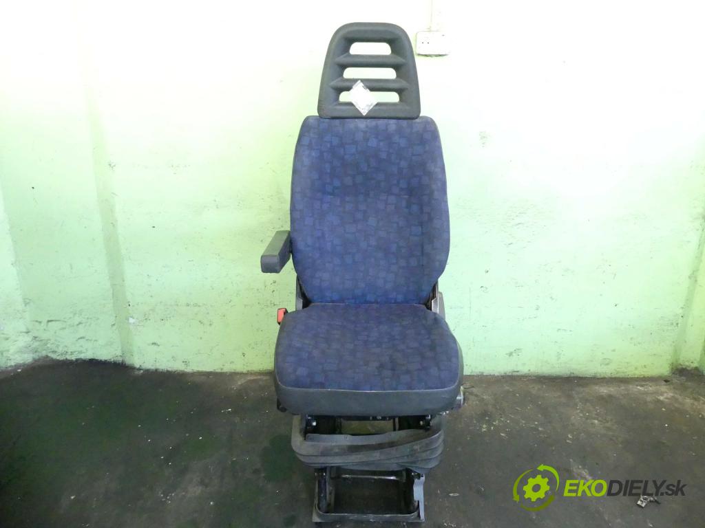 Iveco Daily III 1999-2006 2.3 HPI 116 HP manual 85 kW 2286 cm3 5- Sedačka ľavý  (Sedačky, sedadlá)