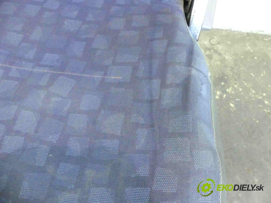 Iveco Daily III 1999-2006 2.3 HPI 116 HP manual 85 kW 2286 cm3 5- Sedačka ľavý  (Sedačky, sedadlá)