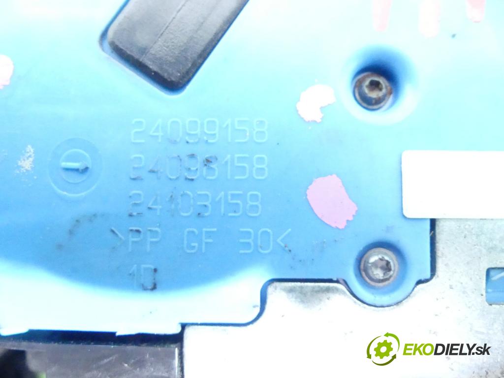 Citroen C4 Picasso I 2006-2013 1.6 16v VTI 120 hp manual 88 kW 1598 cm3 5- zámek zadní pravý 24098158