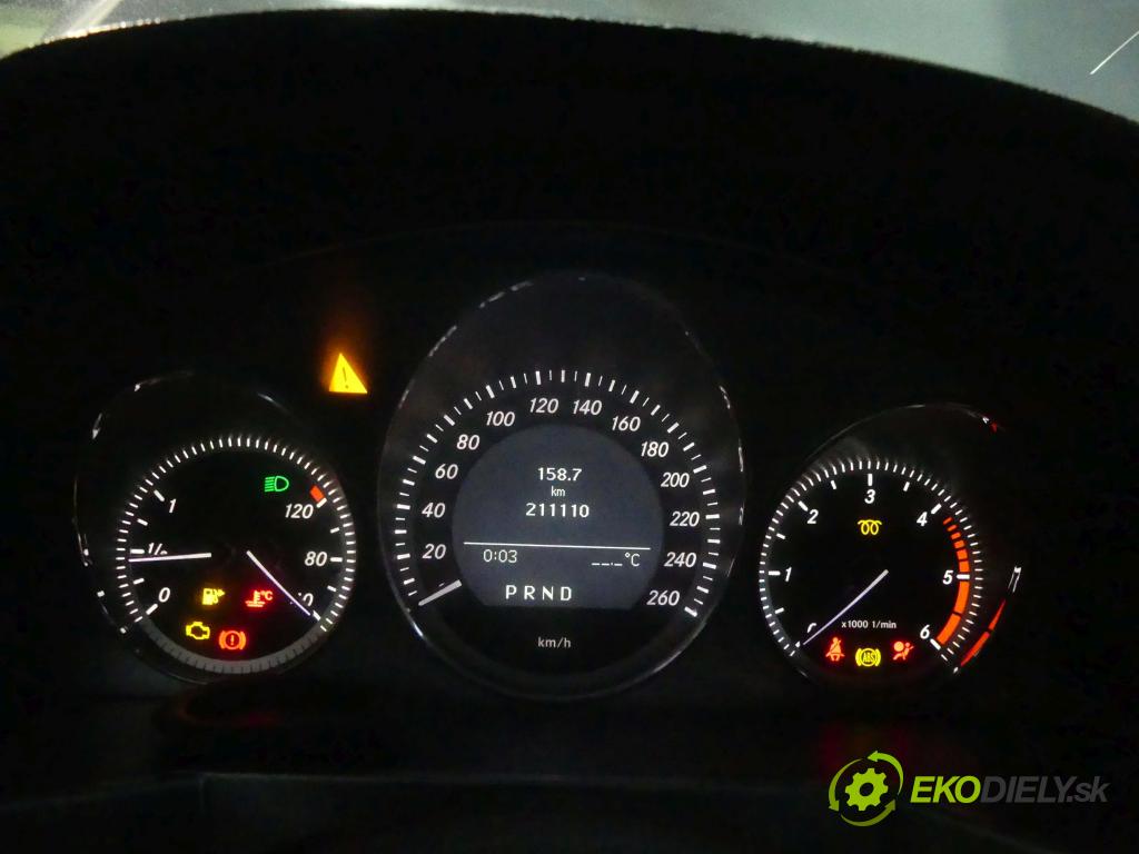 Mercedes GLK X204 2008-2015 2,2.0 cdi 170 HP automatic 125 kW 2143 cm3 5- prístrojovka/ budíky A2C53372292 (Prístrojové dosky, displeje)