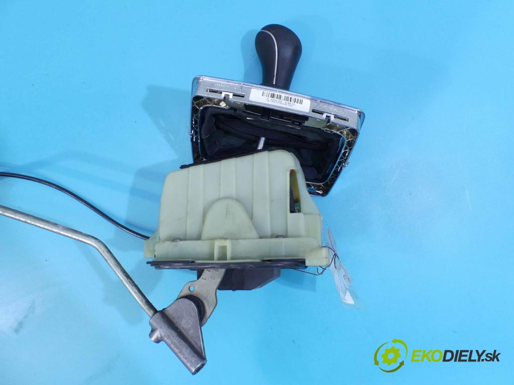 Mercedes GLK X204 2008-2015 2,2.0 cdi 170 HP automatic 125 kW 2143 cm3 5- Páka: Změny: stupeň,rýchlosť A2042673088 (Rýchlostné páky / kulisy)