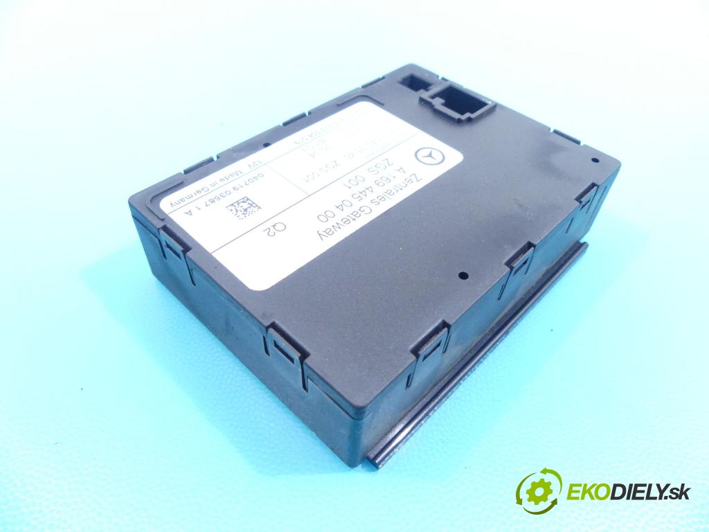 Mercedes A W169 2004-2012 1.7 116 HP manual 85 kW 1699 cm3 5- modul riadiaca jednotka A1694450400 (Ostatné)