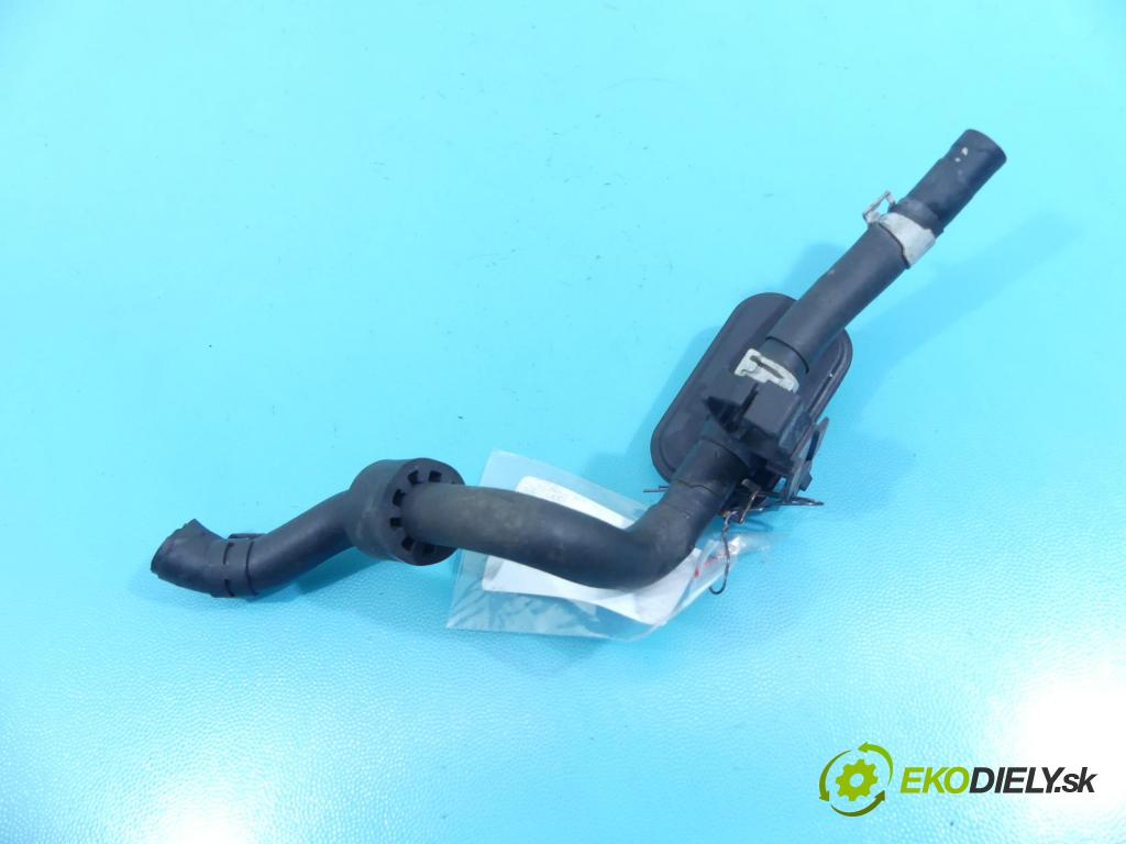 Vw Golf VII 2012-2020 1.6 tdi 105 hp manual 77 kW 1598 cm3 3- snímač tlaku 5Q0127242 (Snímače tlaku)