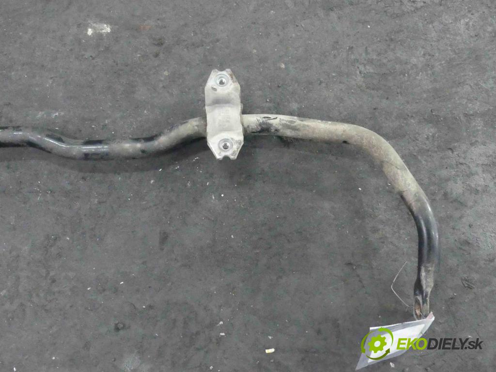 Vw Golf VII 2012-2020 1.6 tdi 105 HP manual 77 kW 1598 cm3 3- tyč stabilizatora 5Q0411303M (Tyče stabilizátora)