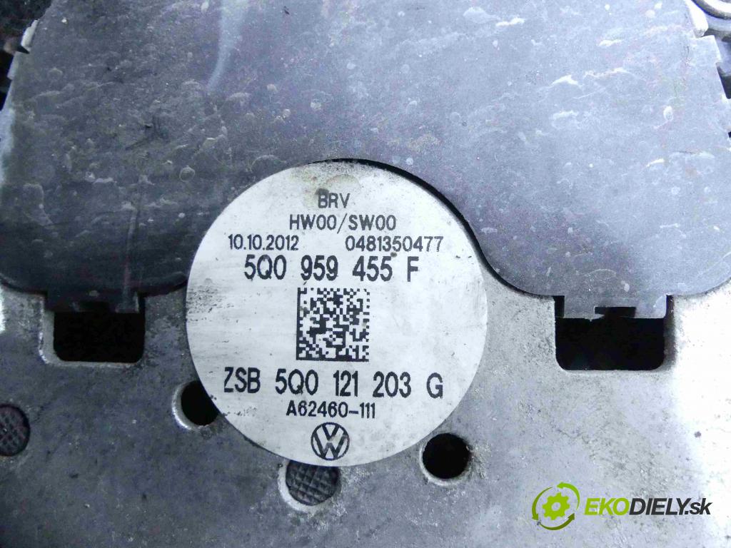 Vw Golf VII 2012-2020 1.6 tdi 105 HP manual 77 kW 1598 cm3 3- Ventilátor chladiča 5Q0959455F