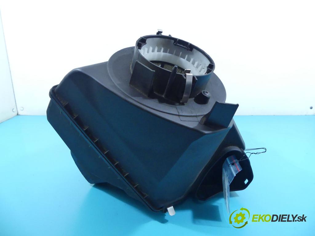 Audi A6 C6 2004-2011 2.7 tdi 179KM manual 132 kW 2698 cm3 4- obal filtra vzduchu 4F0133837H (Obaly filtrov vzduchu)