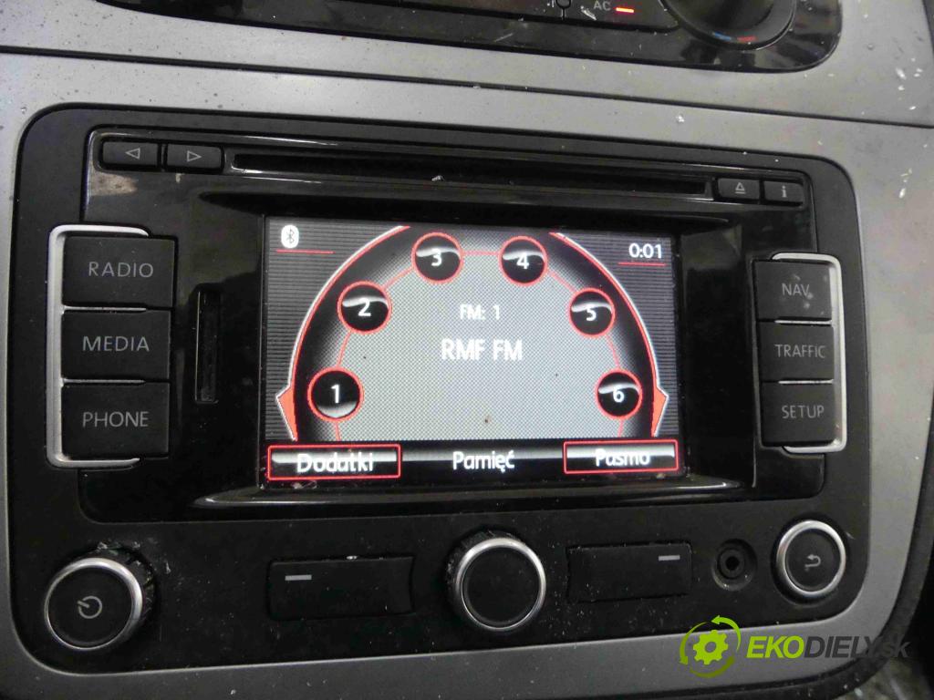 Seat Altea 1.6 tdi 105 hp manual 77 kW 1598 cm3 5- Radio továrna: 5P0035191J