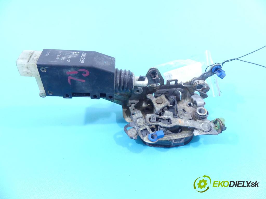 Opel Omega B 1994-2003 2.2 16v 144 hp manual 106 kW 2198 cm3 4- zámek zadní pravý