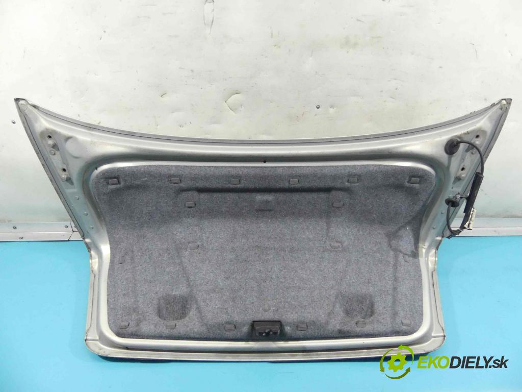 Volvo S80 I 1998-2006 2.5 tdi 140 hp manual 103 kW 2461 cm3 4- zadní kufrové dveře  (Zadní kapoty)