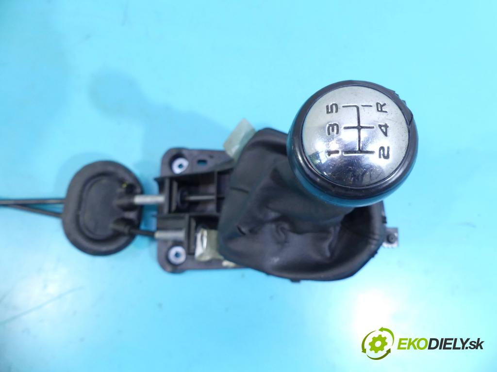 Peugeot 308 I 2007-2013 1.6 16v 120 HP manual 88 kW 1598 cm3 5- Páka: Změny: stupeň,rýchlosť  (Rýchlostné páky / kulisy)