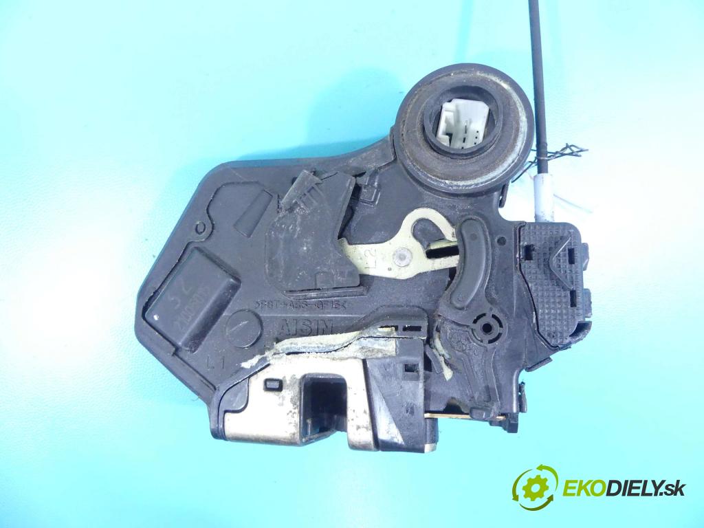 Toyota Corolla E12 2001-2009 2.0 D4D 90 hp manual 66 kW 1995 cm3 5- zámek zadní levý