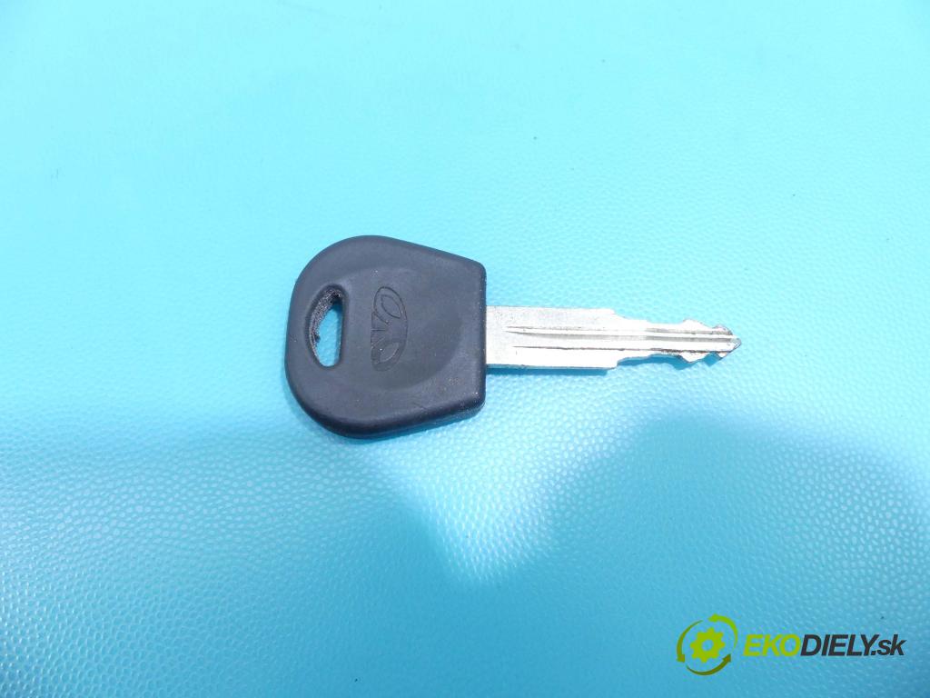 Daewoo Lanos 1.5 16v 99 HP manual 72,5 kW 1498 cm3 4- Spínačka (Spínacie skrinky a kľúče)