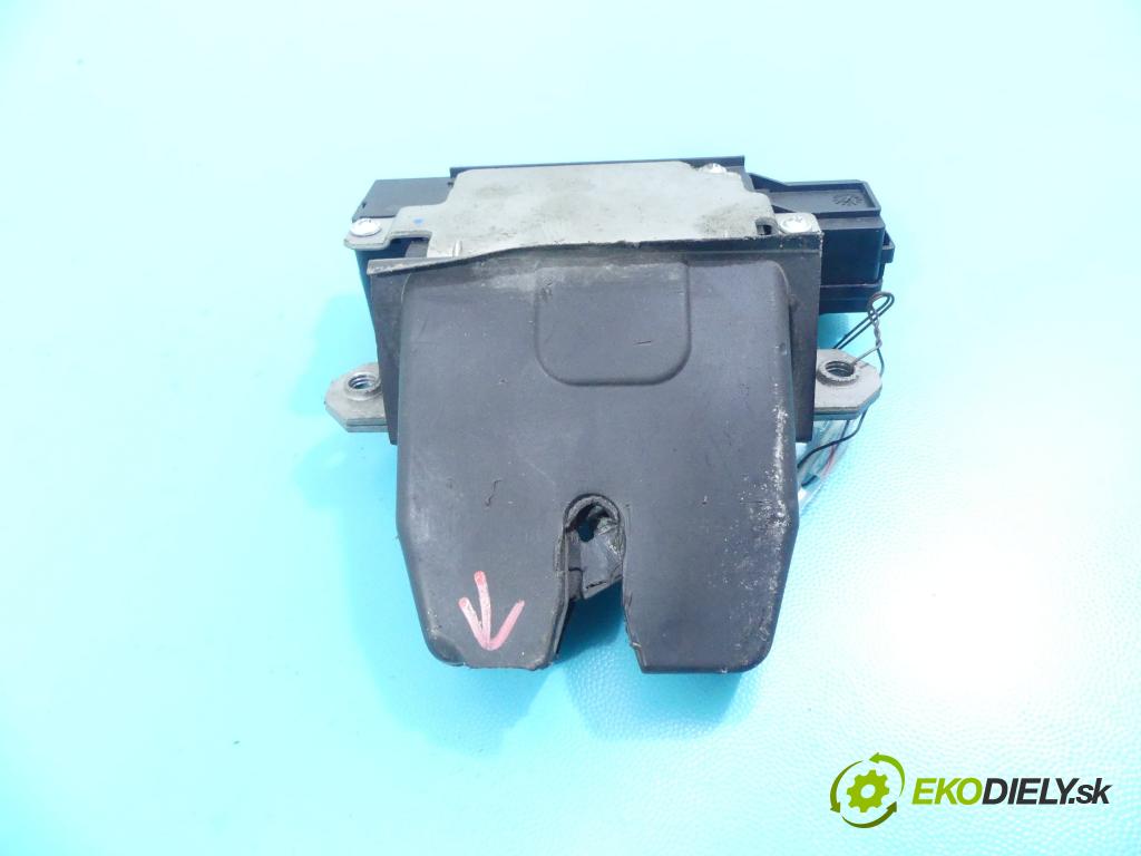 Ford Focus Mk2 2004-2011 1.6 tdci 109 hp manual 80 kW 1560 cm3 5- zámek kufrových dveří zadní 01041111905