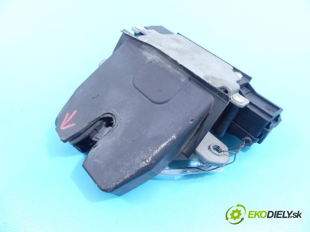 Ford Focus Mk2 2004-2011 1.6 tdci 109 hp manual 80 kW 1560 cm3 5- zámek kufrových dveří zadní 01041111905