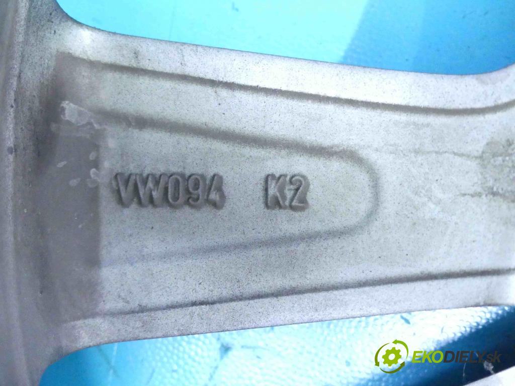 Vw Golf VII 2012-2020 1.6 tdi 105 hp manual 77 kW 1598 cm3 3- hlinikové disky 5G0601025