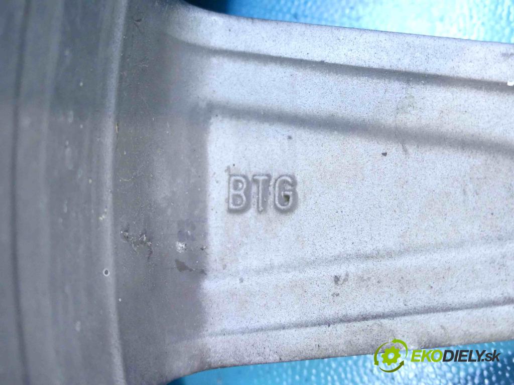 Vw Golf VII 2012-2020 1.6 tdi 105 hp manual 77 kW 1598 cm3 3- hlinikové disky 5G0601025