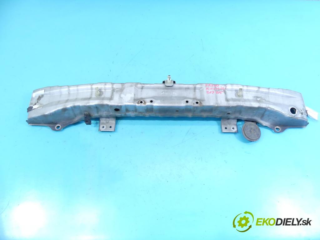 Mitsubishi Grandis 2.0 DID 136 HP manual 100 kW 1968 cm3 5- výstuha nárazník