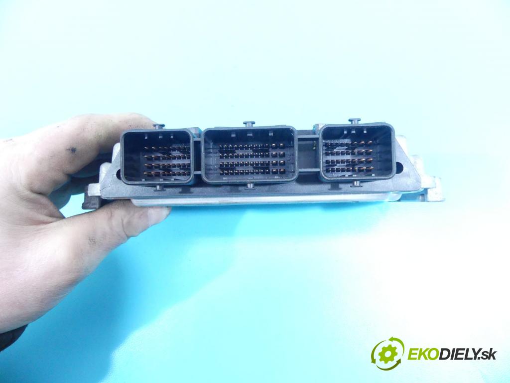 Citroen C4 I 2004-2011 1.6 16v 109 HP manual 80 kW 1587 cm3 5- Jednotka riadiaca 0261208899