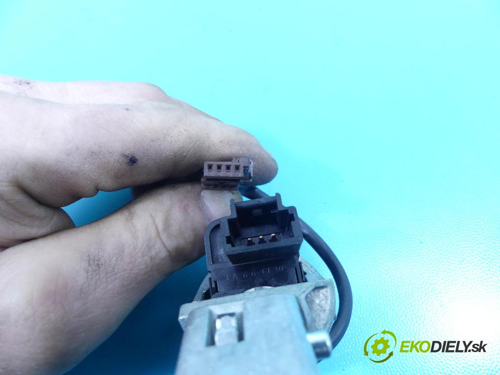 Citroen C4 I 2004-2011 1.6 16v 109 HP manual 80 kW 1587 cm3 5- Jednotka riadiaca 0261208899