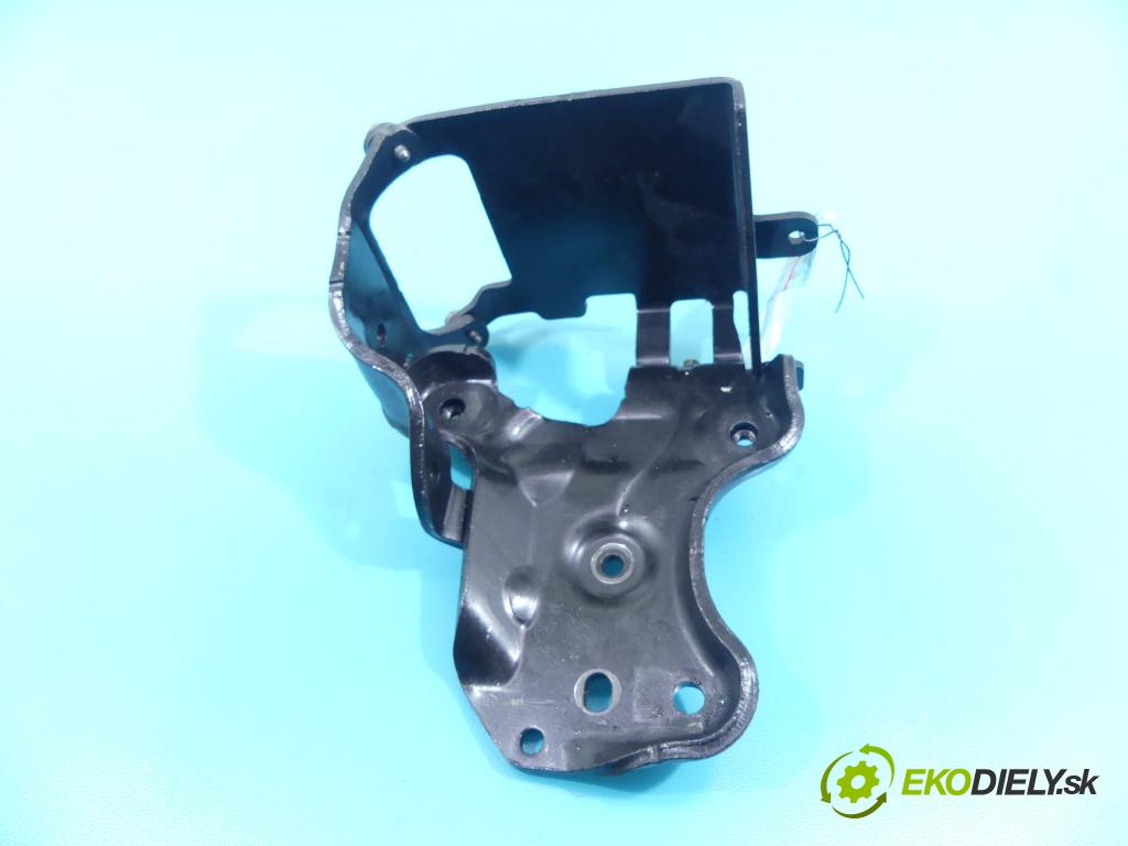 Citroen C6 2005-2012 2.7 hdi 204 HP automatic 150 kW 2720 cm3 4- airbag motora 4U3Q-126569-BA (Držiaky motora)