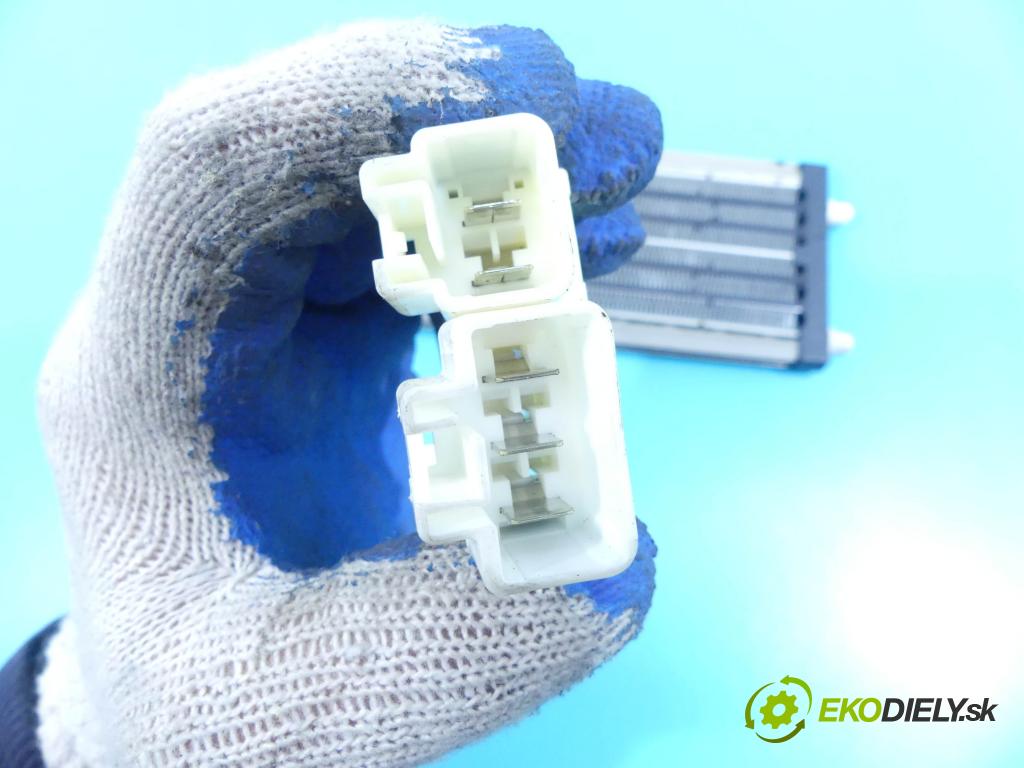 Nissan Qashqai J10 2006-2013 1.5 dci 106 HP manual 78 kW 1461 cm3 5- radiator A30105A7700003 (Radiátory kúrenia)