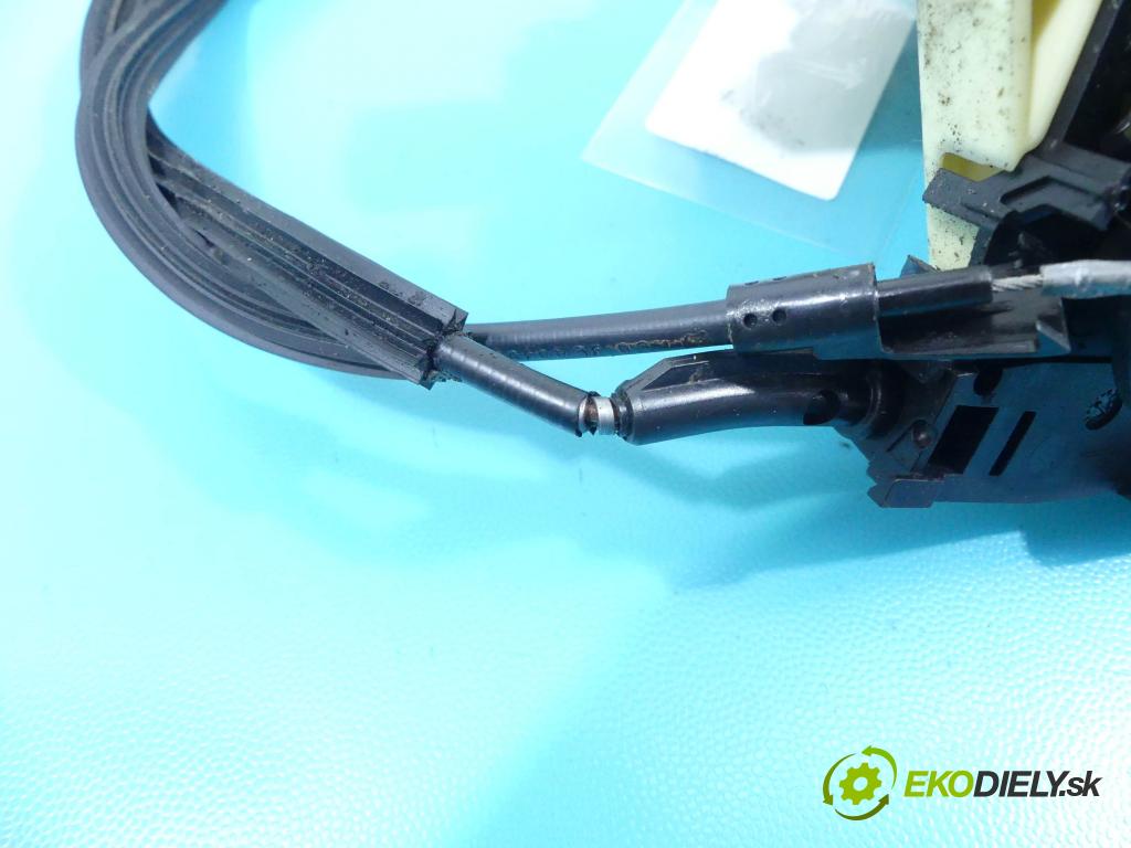 Vw Passat B6 2005-2010 2.0 tdi 140 hp manual 103 kW 1968 cm3 5- zámek zadní pravý 3C4839016A