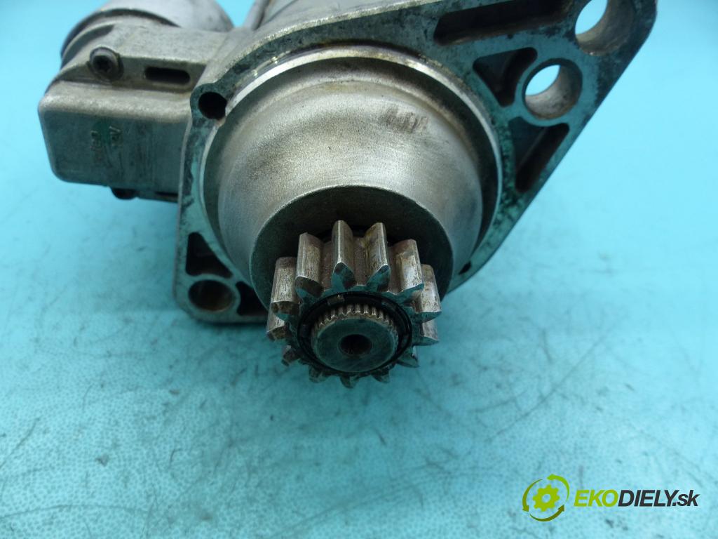Vw Golf VII 2012-2020 1.6 tdi 105 HP manual 77 kW 1598 cm3 3- štartér 02Z911024L (Štartéry)