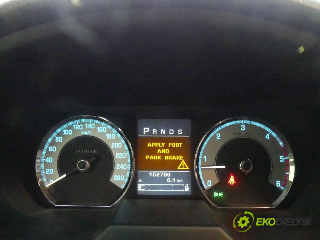 Jaguar XF 2007-2015 3.0 TD V6 241KM automatic 177 kW 2993 cm3 4- prístrojovka/ budíky 9X23-10849-KF (Prístrojové dosky, displeje)