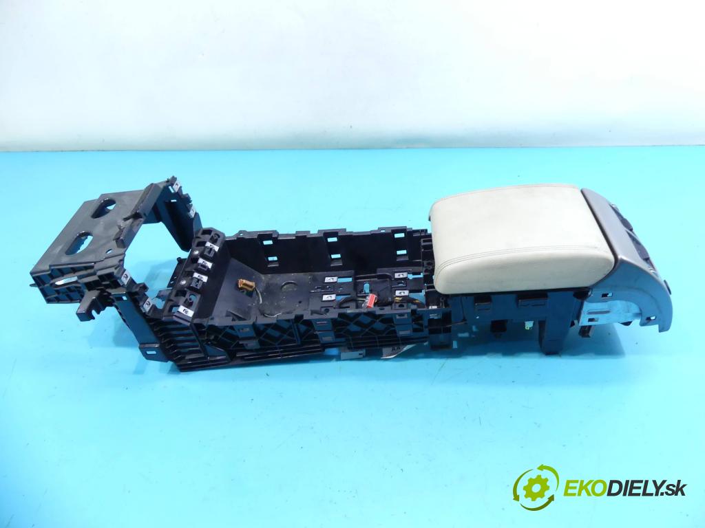 Jaguar XF 2007-2015 3.0 TD V6 241KM automatic 177 kW 2993 cm3 4- operadlo 8X2319C166BA (Lakťové opierky)