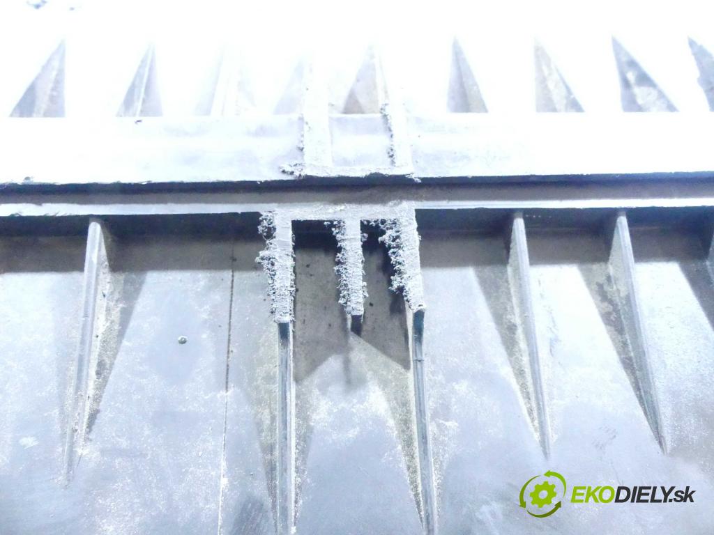 Kia Picanto I 2003-2011 1.0 61 hp manual 44,5 kW 999 cm3 5- obal filtra vzduchu 28110-07000 (Kryty filtrů)