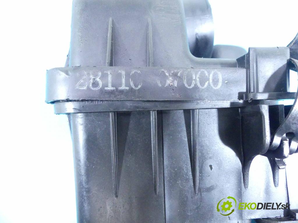 Kia Picanto I 2003-2011 1.0 61 hp manual 44,5 kW 999 cm3 5- obal filtra vzduchu 28110-07000 (Kryty filtrů)