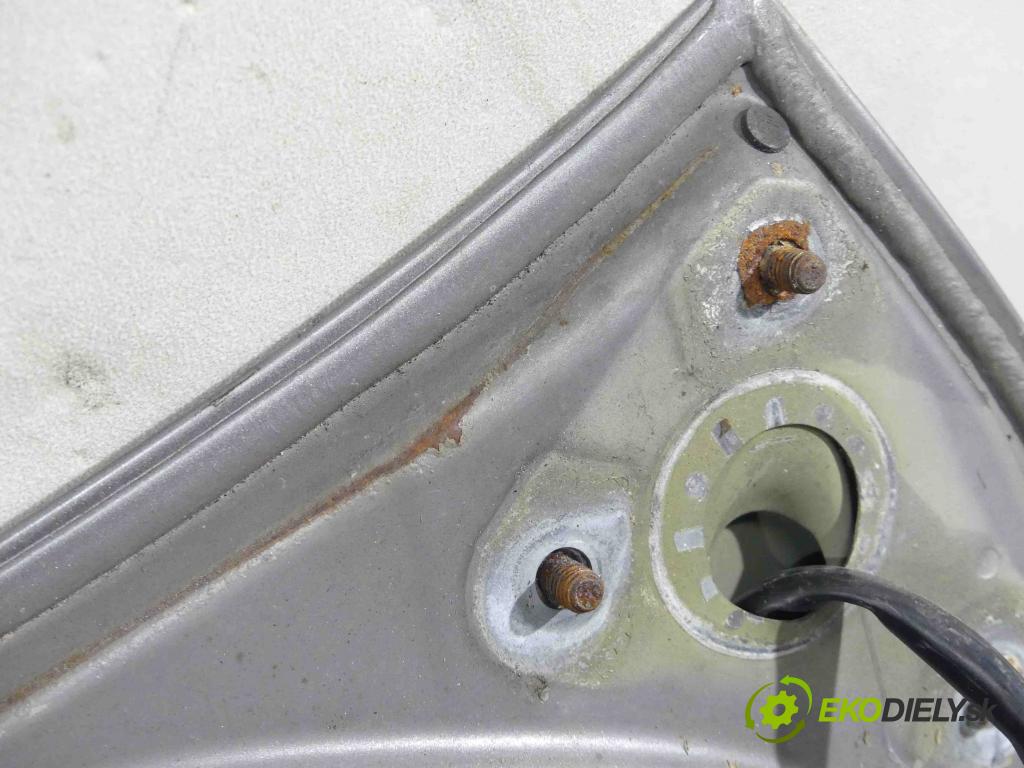 Bmw 7 E65 2001-2008 4.8 V8 367hp automatic 270 kW 4799 cm3 4- zadní kufrové dveře  (Zadní kapoty)