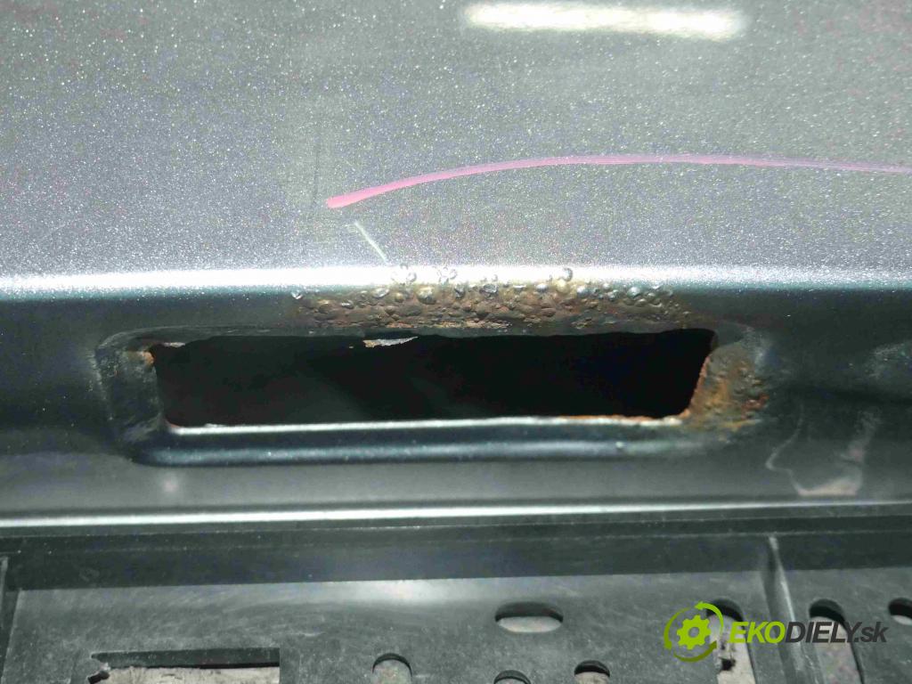 Vw Touran I 2003-2015 1.9 tdi 105 hp automatic 77 kW 1896 cm3 5- zadní kufrové dveře  (Zadní kapoty)