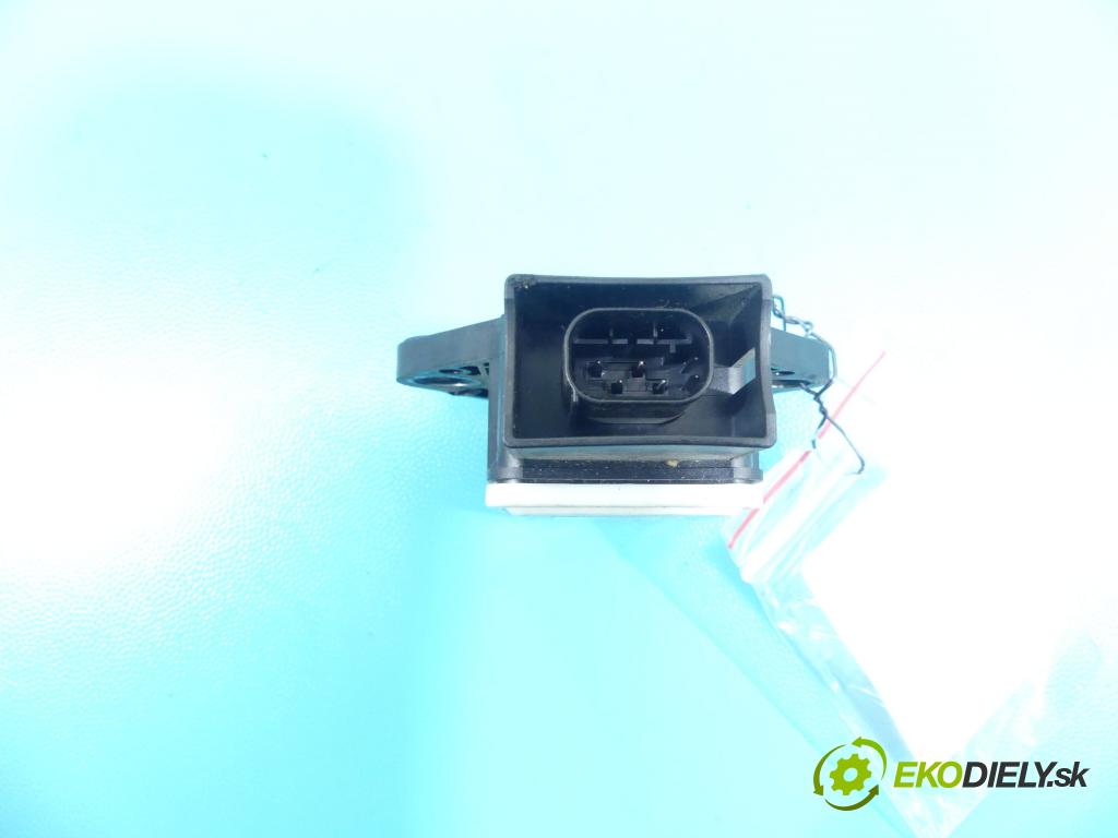 Suzuki Sx4 1.9 DDIS 120 hp manual 88 kW 1910 cm3 5- snímač ESP 33945-79J00