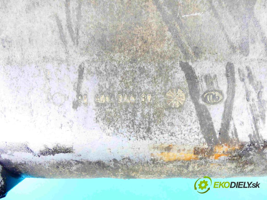 Peugeot 307 2.0 hdi 107 HP manual 79 kW 1997 cm3 5- vaňa olejová RHS (Olejové vane)