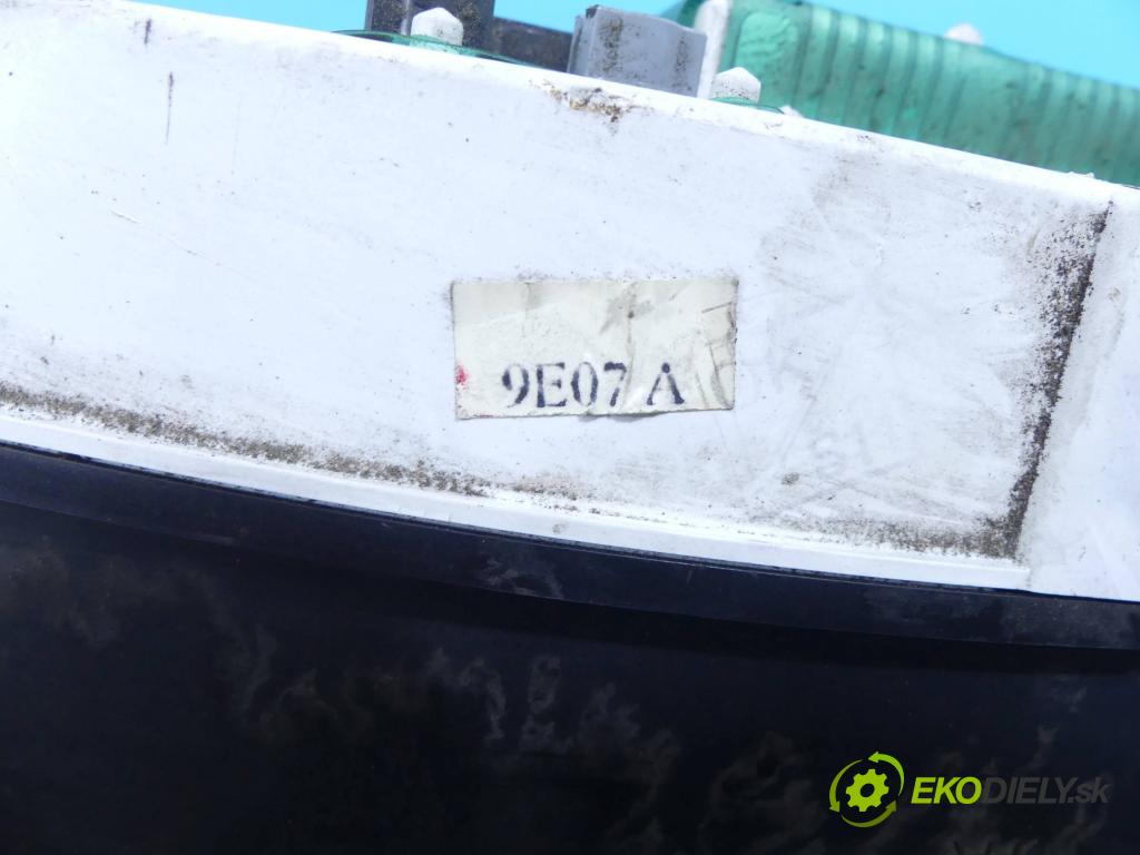 Daewoo Lanos 1.5 16v 100 HP manual 73,2 kW 1498 cm3 4- prístrojovka/ budíky (Prístrojové dosky, displeje)