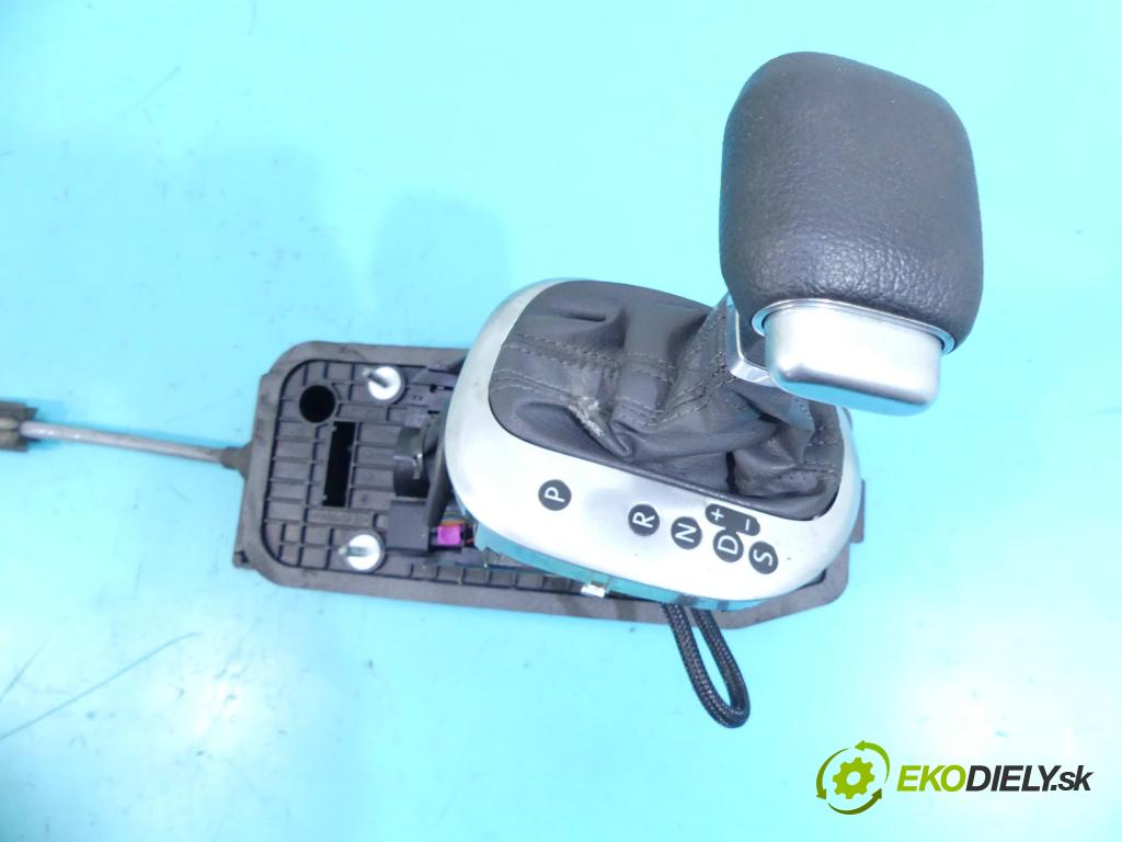 Vw Touran I 2003-2015 1.9 tdi 105 HP automatic 77 kW 1896 cm3 5- Páka: Změny: stupeň,rýchlosť 1T0713061 (Rýchlostné páky / kulisy)