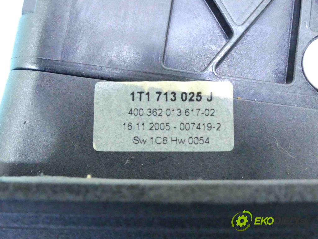 Vw Touran I 2003-2015 1.9 tdi 105 HP automatic 77 kW 1896 cm3 5- Páka: Změny: stupeň,rýchlosť 1T0713061 (Rýchlostné páky / kulisy)