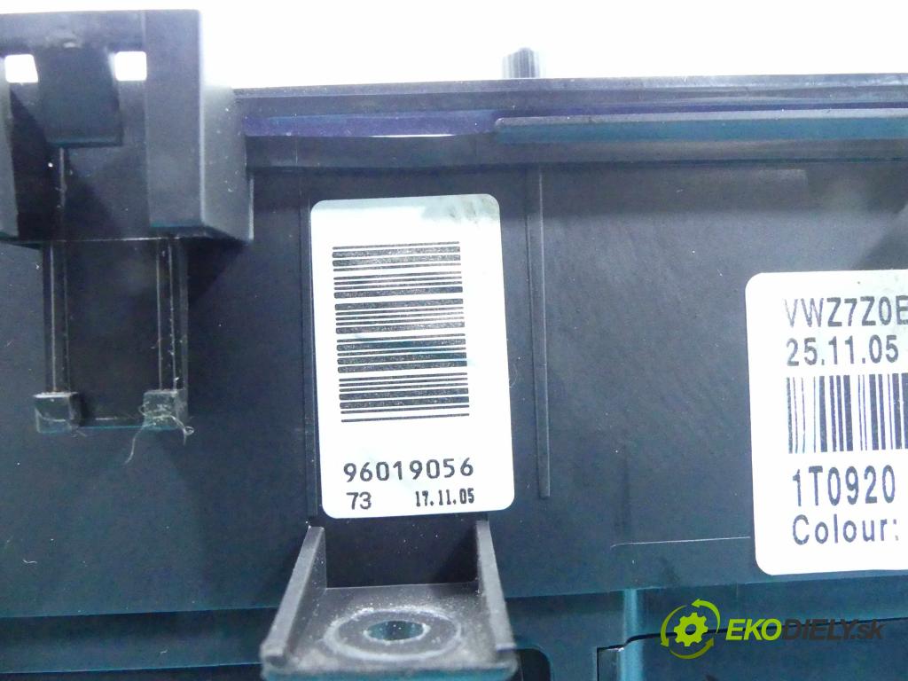 Vw Touran I 2003-2015 1.9 tdi 105 hp automatic 77 kW 1896 cm3 5- Přístrojová deska V0003000 (Přístrojové desky, displeje)