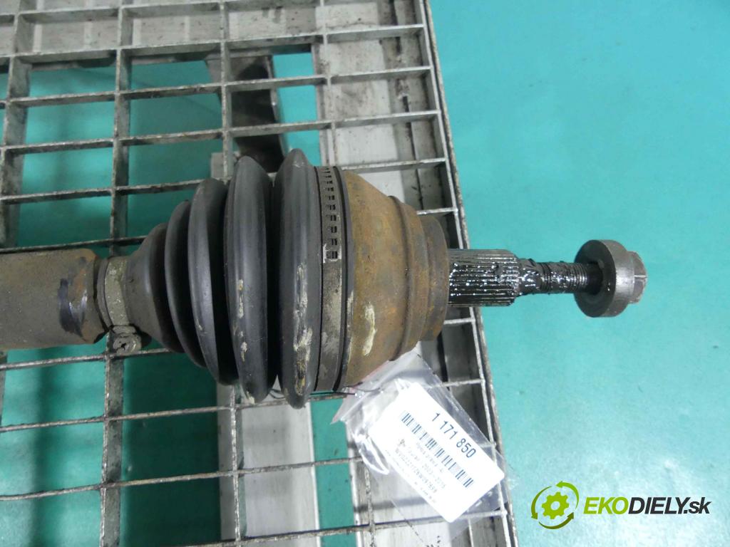 Vw Touran I 2003-2015 1.9 tdi 105 HP automatic 77 kW 1896 cm3 5- poloos pravé  (Poloosy)