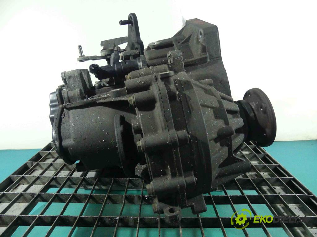 Seat Altea 1.6 tdi 105 HP manual 77 kW 1598 cm3 5- prevodovka stupeň,rýchlosť manual LUB