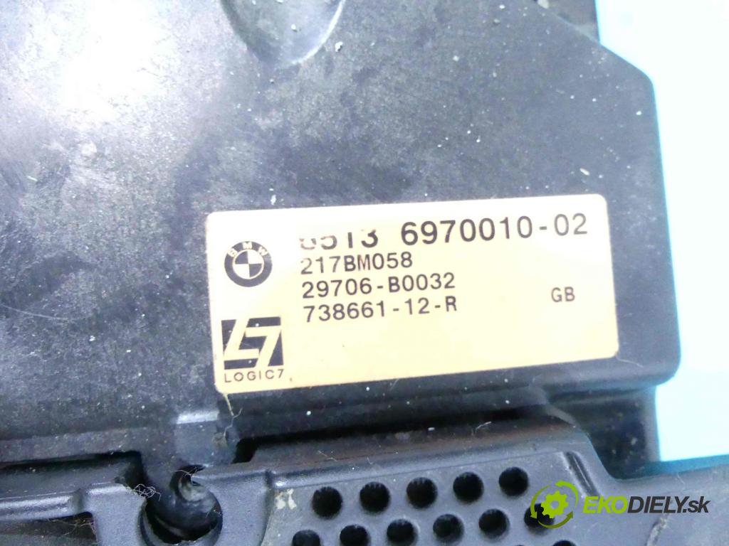 Bmw 7 E65 2001-2008 4.8 V8 367hp automatic 270 kW 4799 cm3 4- Subwoofer: 6970010-02 (Audio zariadenia)