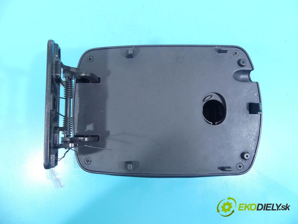 Kia Carens III 2006-2013 2.0 B 16v 144 HP automatic 106 kW 1998 cm3 5- operadlo  (Lakťové opierky)