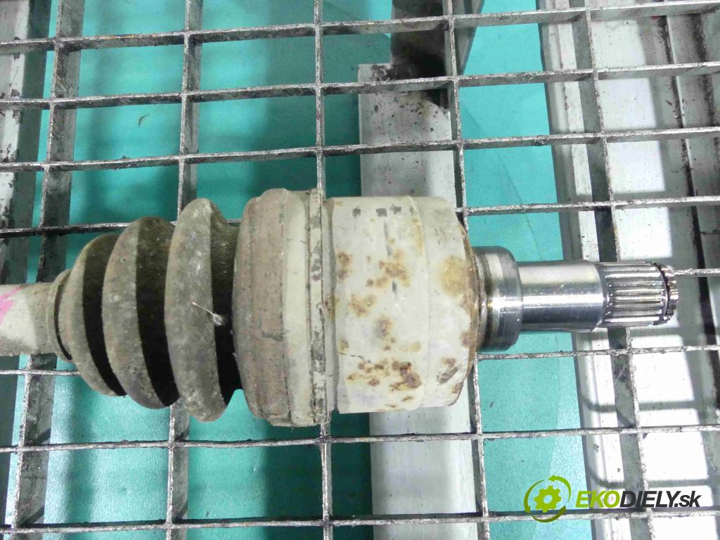 Mazda 2 II 2007-2014 1.6 citd 90 HP manual 66 kW 1560 cm3 5- poloos ľavé  (Poloosy)